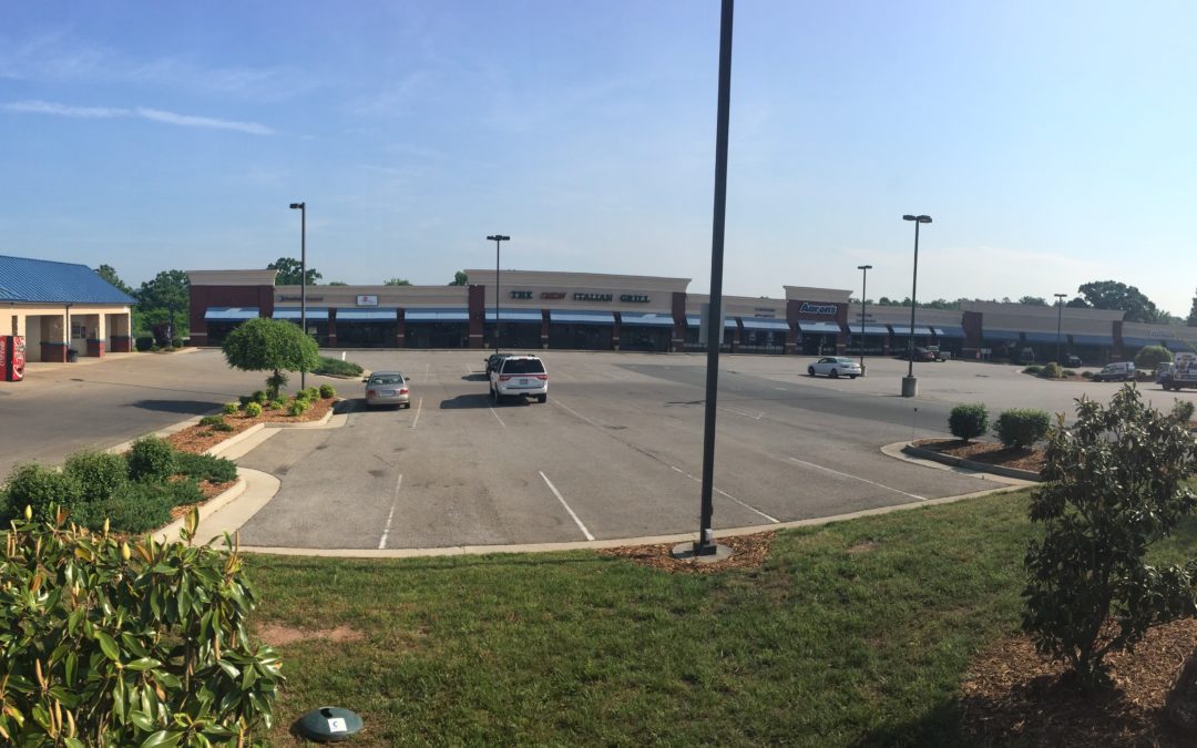 Multi-Tenant Retail CenterAltavista, VA